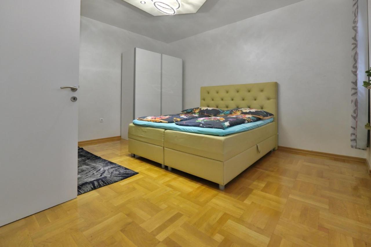 Lux Apartments Prestige Viena Exterior foto